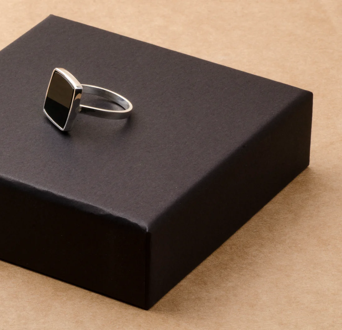 Charlotte Wooning Ring Onyx (RO) / men
