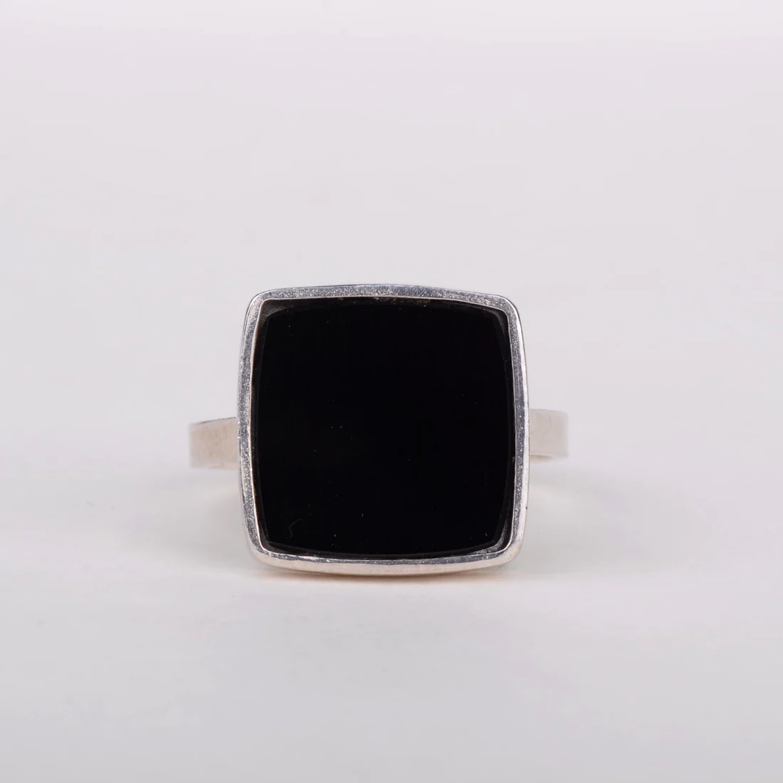 Charlotte Wooning Ring Onyx (RO) / men
