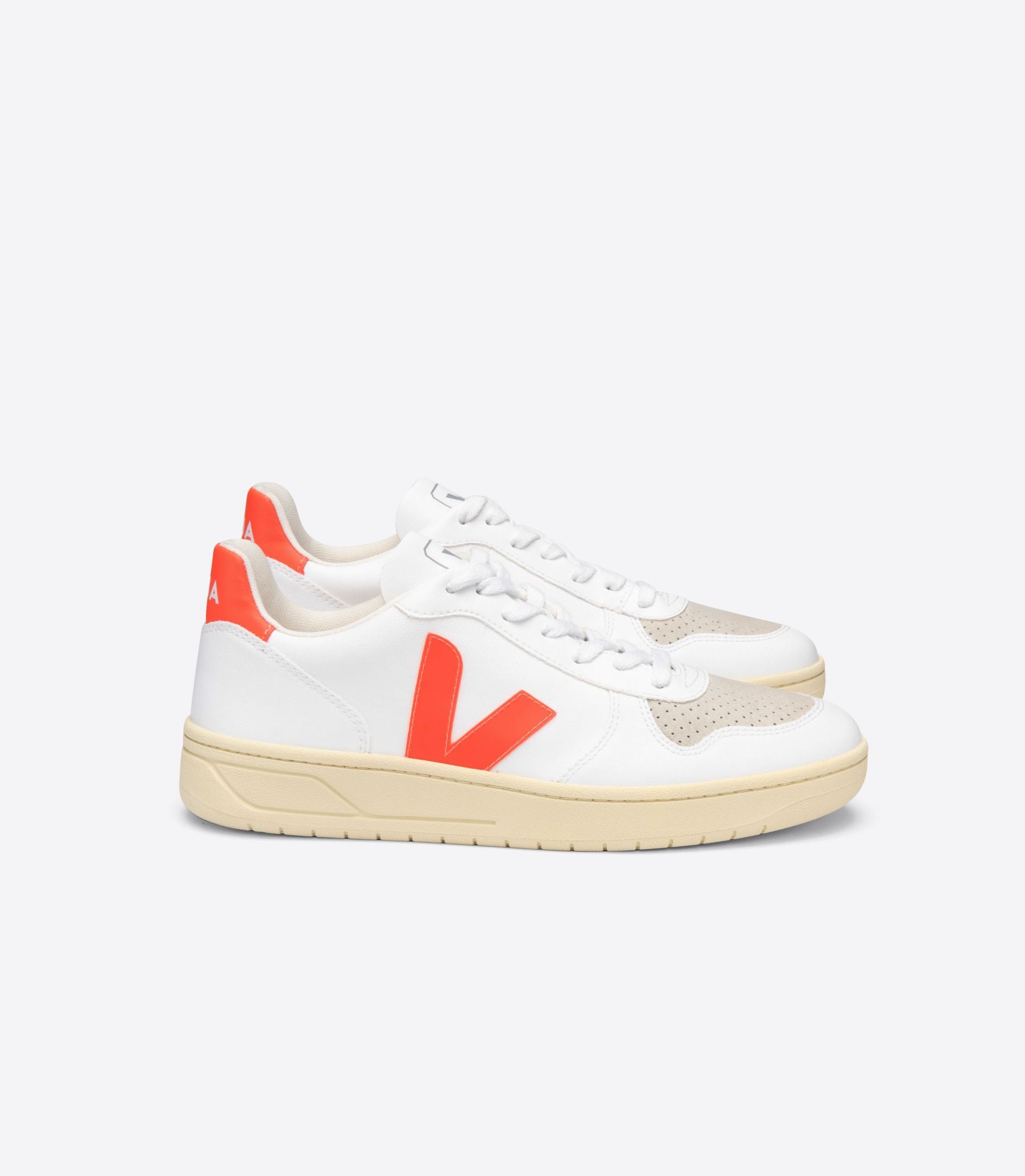 Veja V-10 CWL / women
