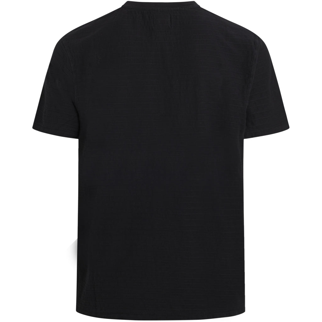 LAUGE tee