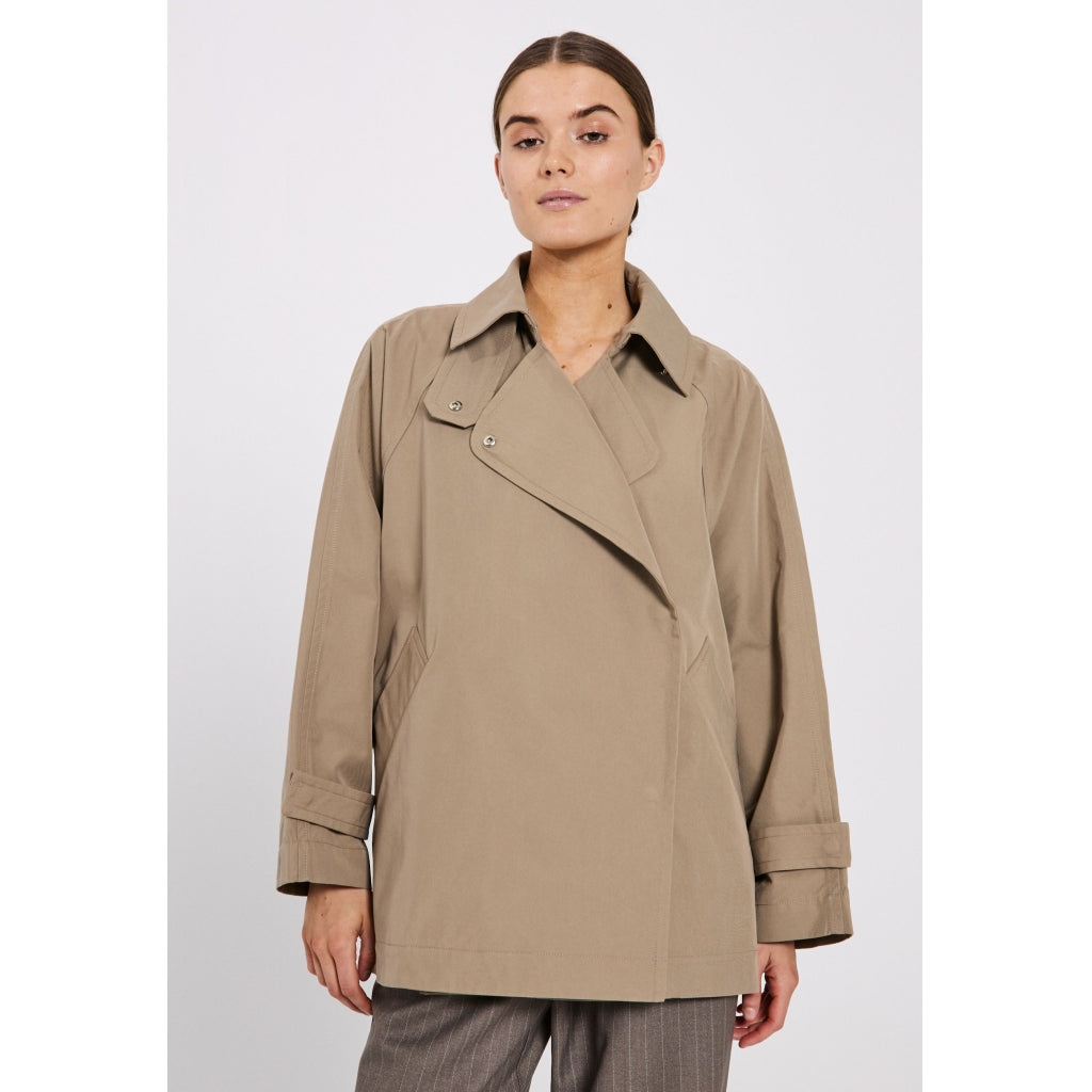 Norr  VANA short trench / women