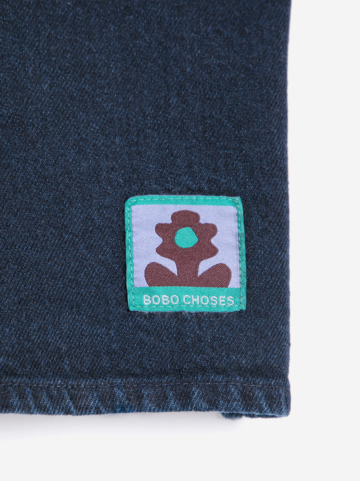 Big corduroy pockets light denim shirt