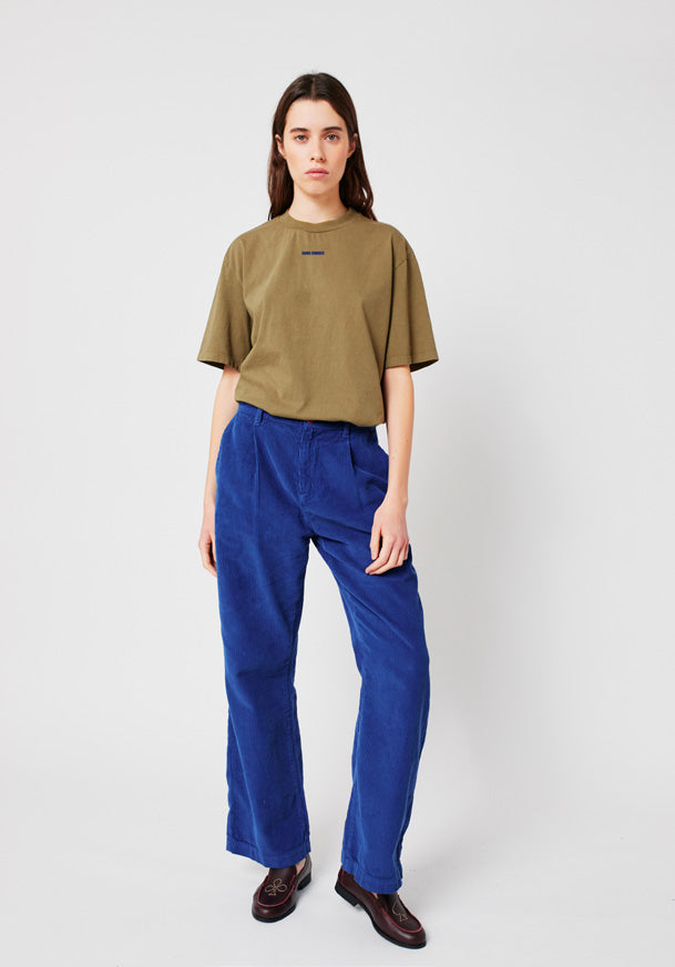 Blue pleated corduroy pants