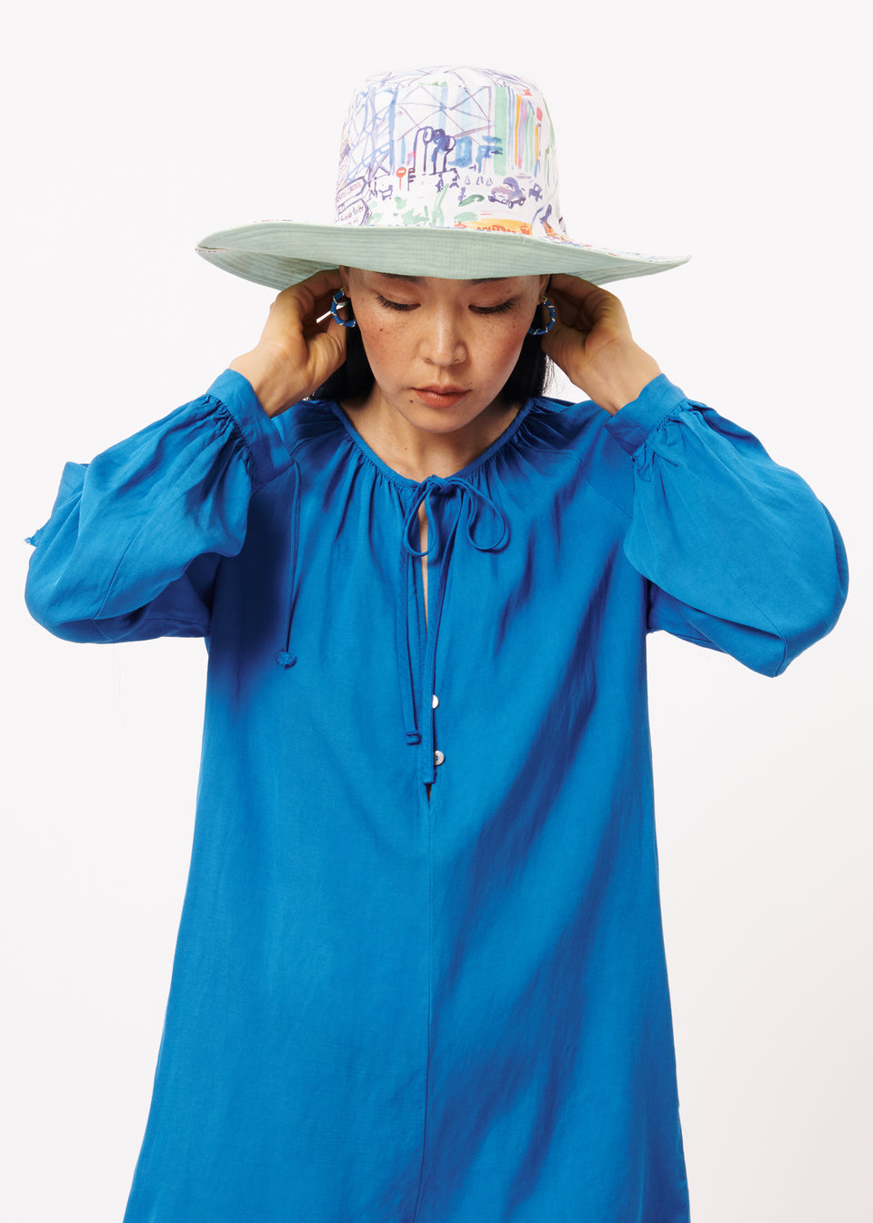 ILINA hat