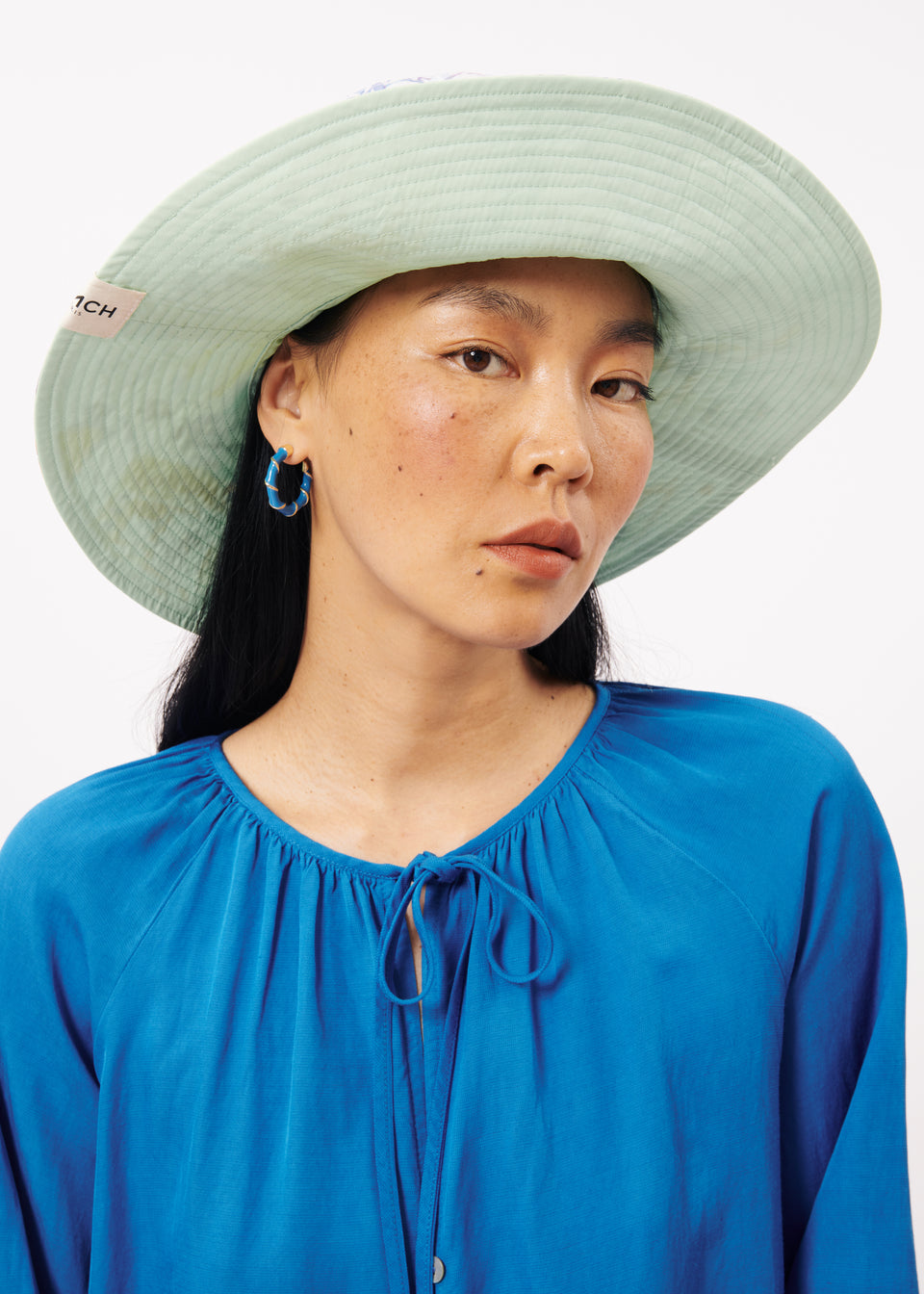 ILINA hat