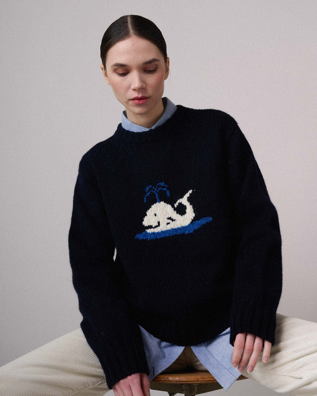 Floating Smiling Whale - navy