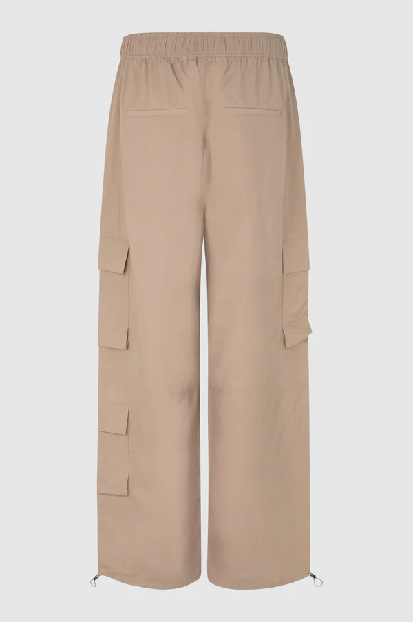 Second Female  NELINE trousers / women