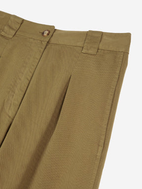 Pleated wide-leg pants