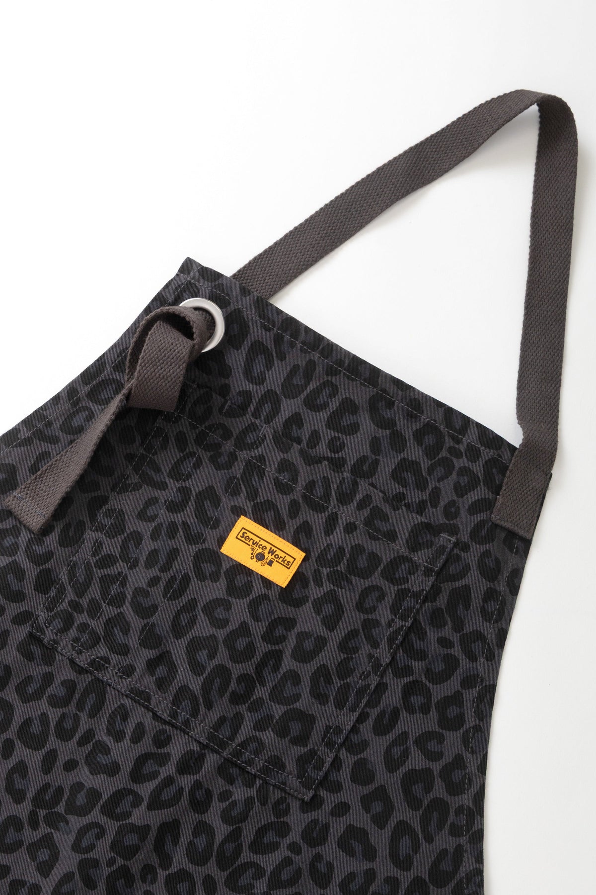 Patterned Apron - black leopard