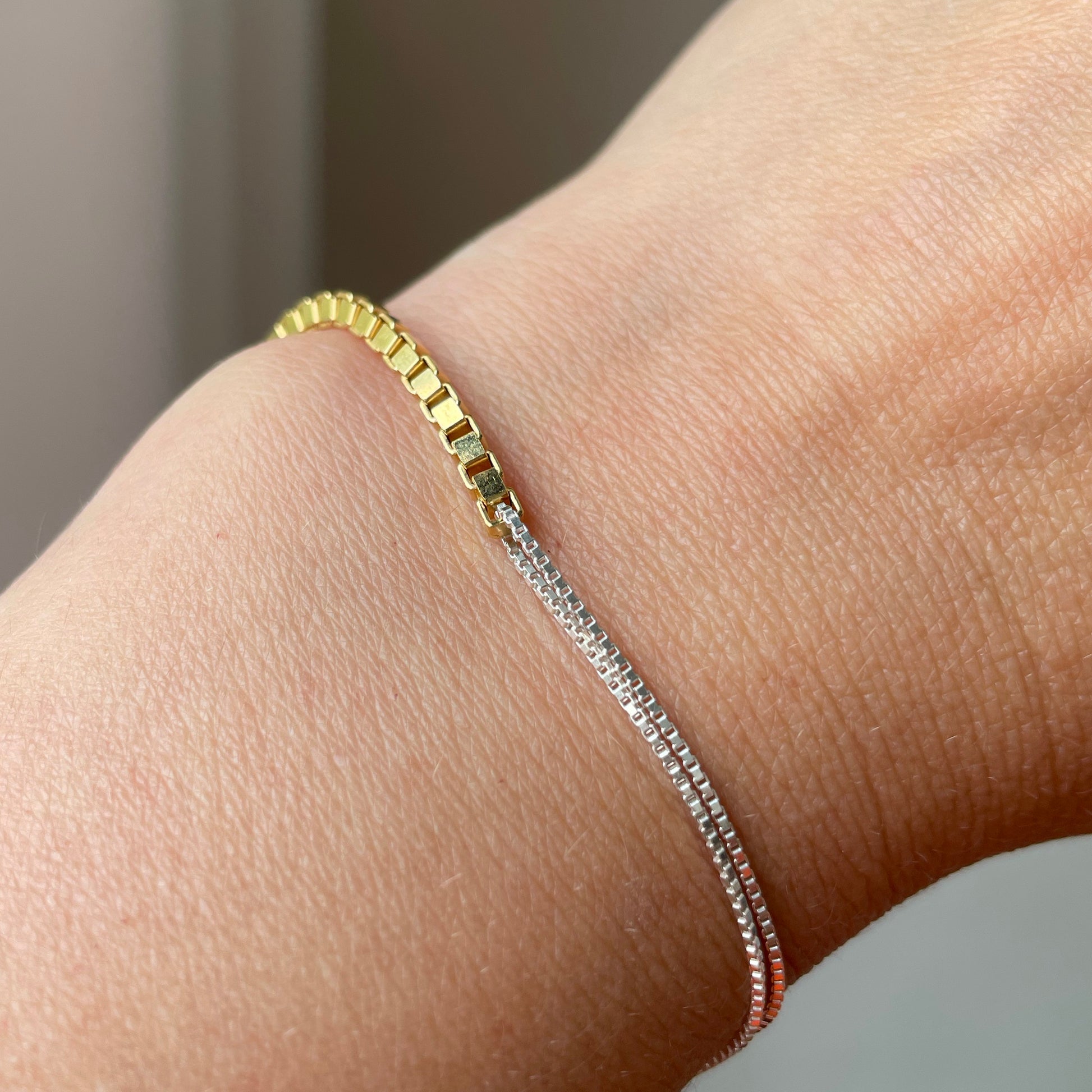 Bracelet square cubes (BSC)