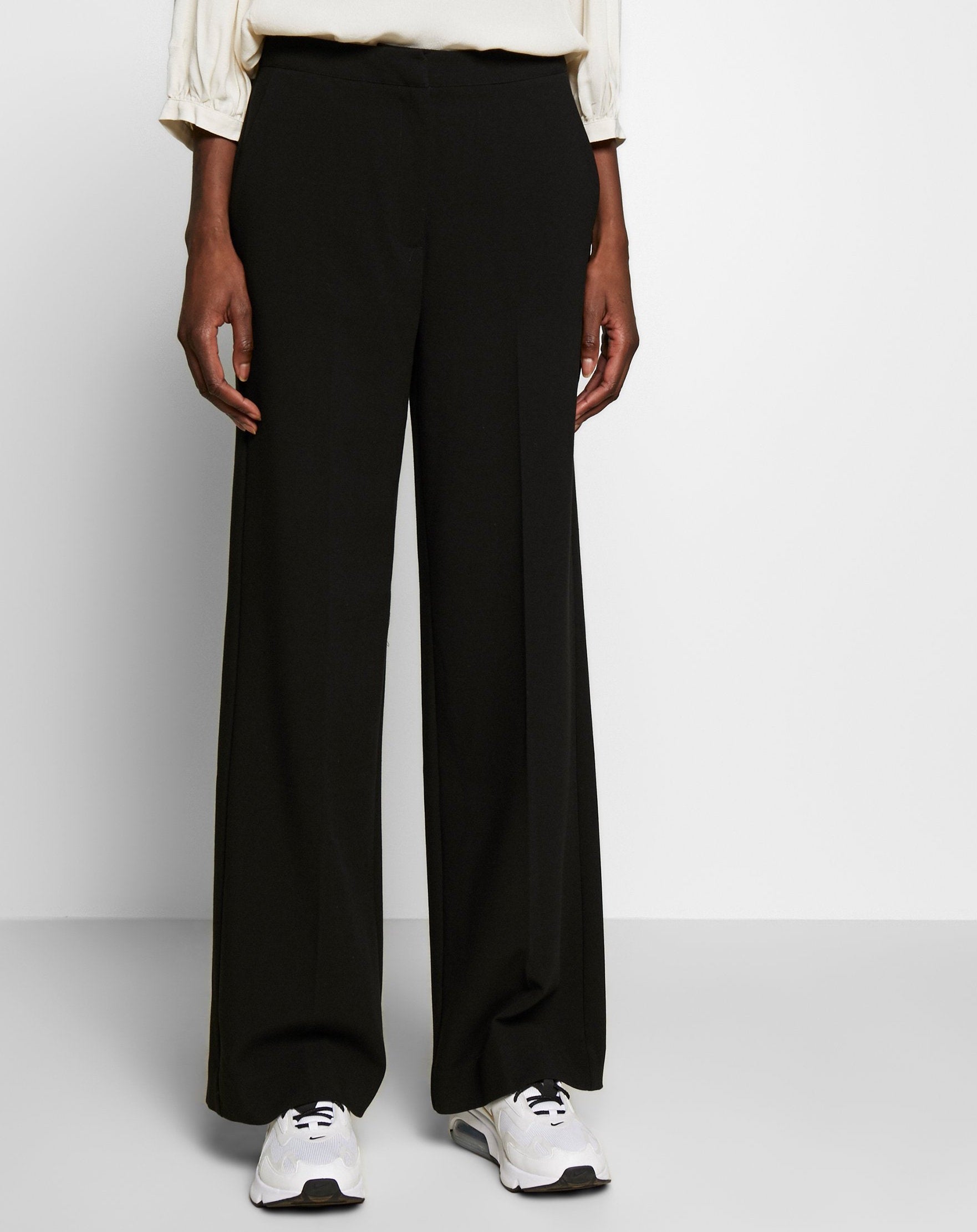 MOORE pants