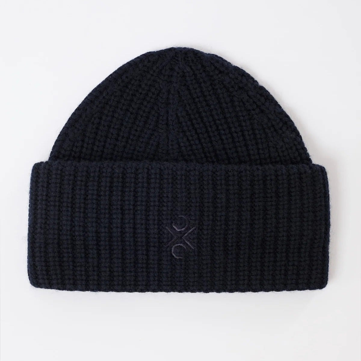 Beanie of GOTS-certified knitted wool