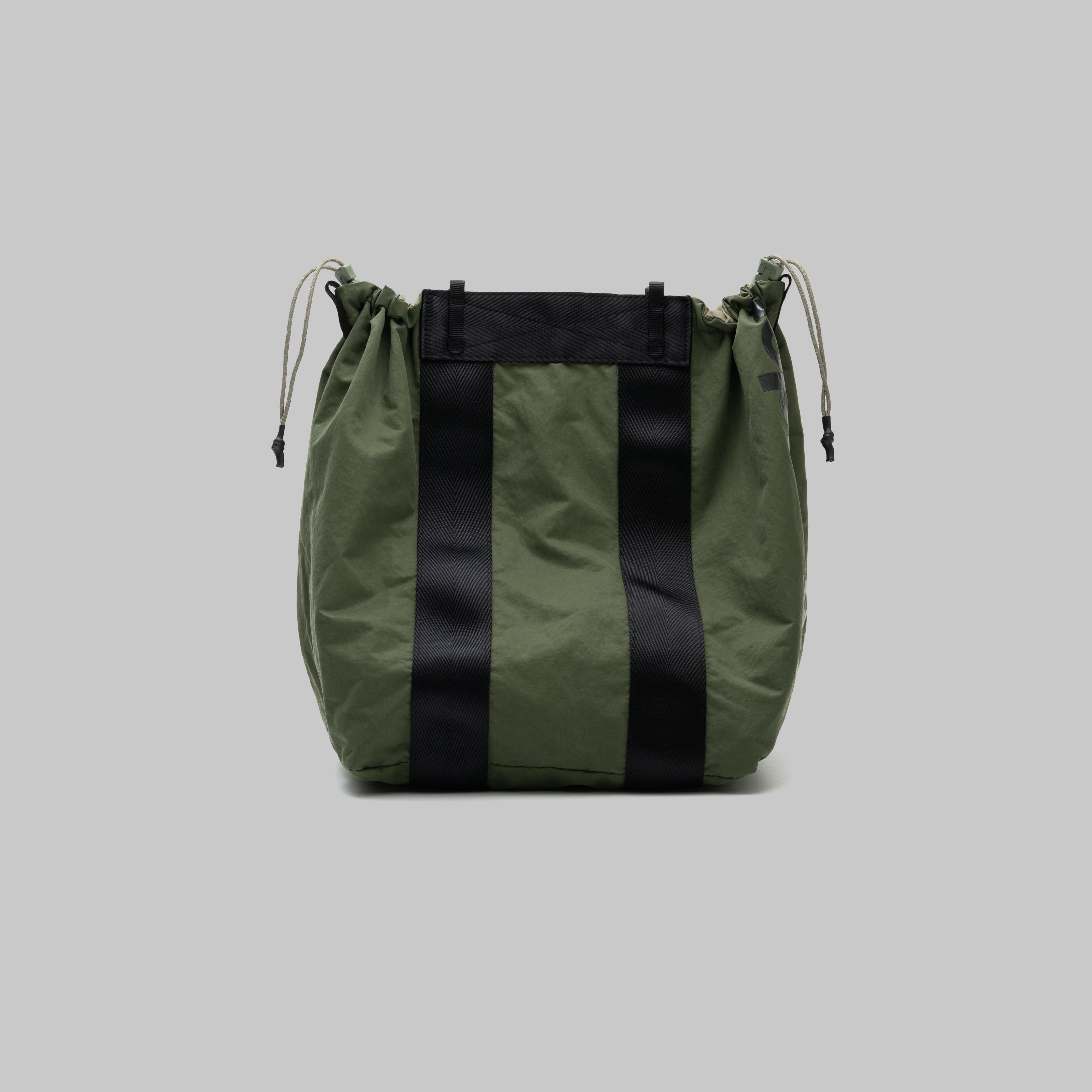 Summit Tote Medium