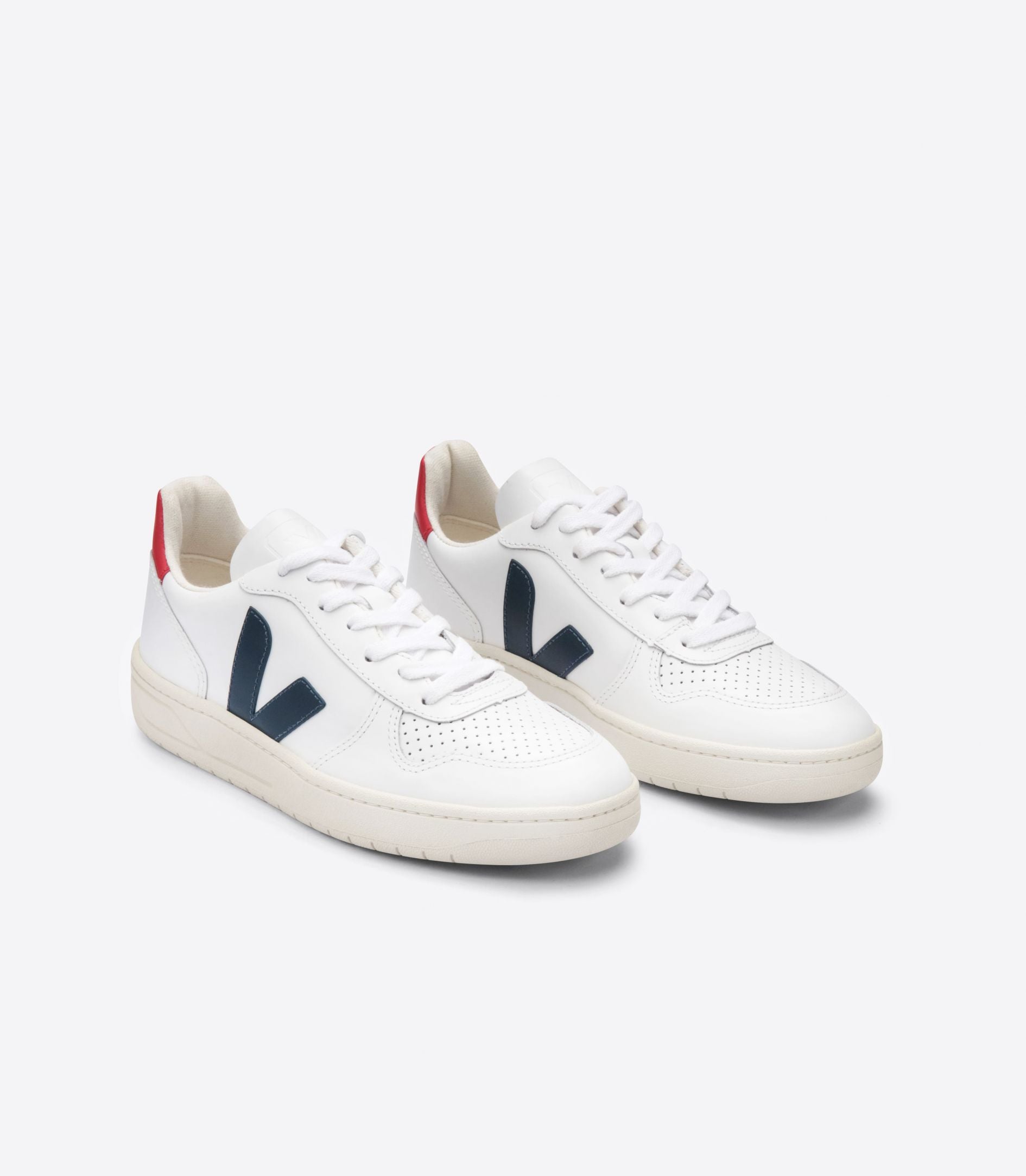 V-10 leather mens shoe