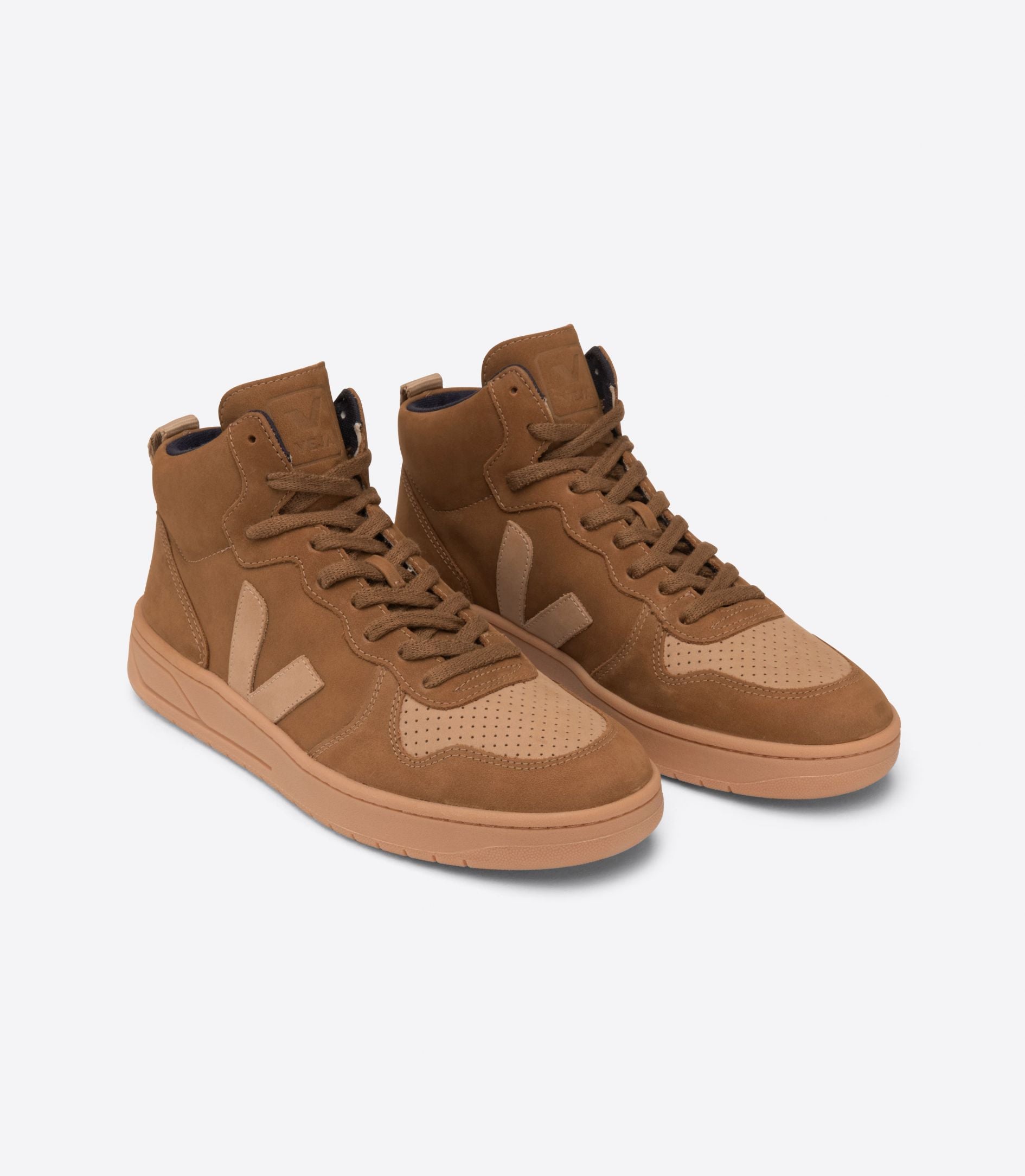 V-15 nubuck