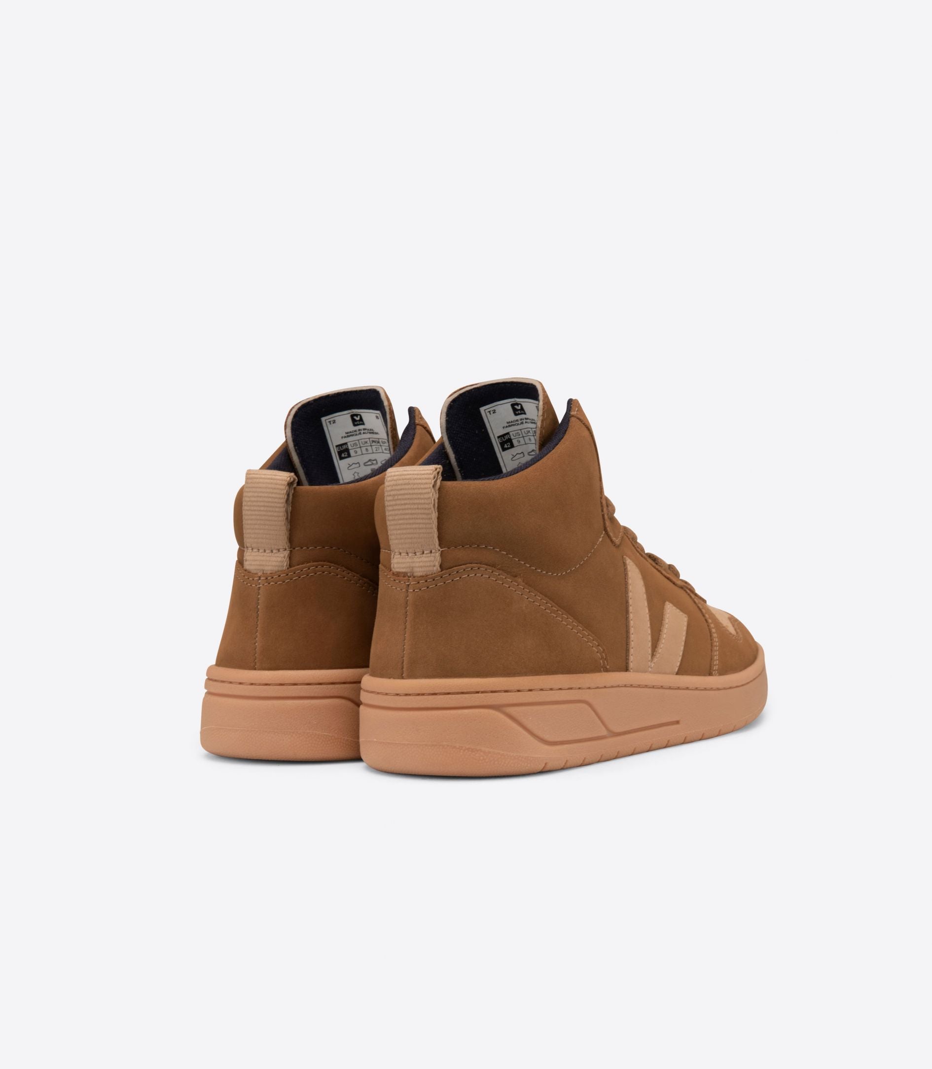 Veja  V-15 nubuck / men