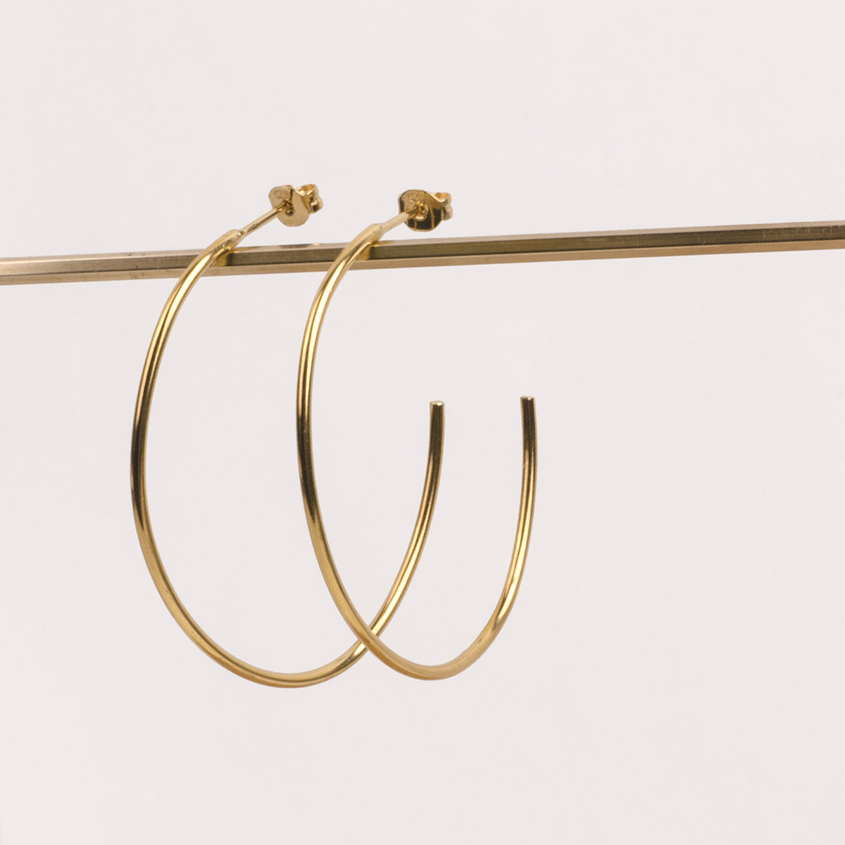 Charlotte Wooning   Earring Mister Big Hoop (EMBH) / women