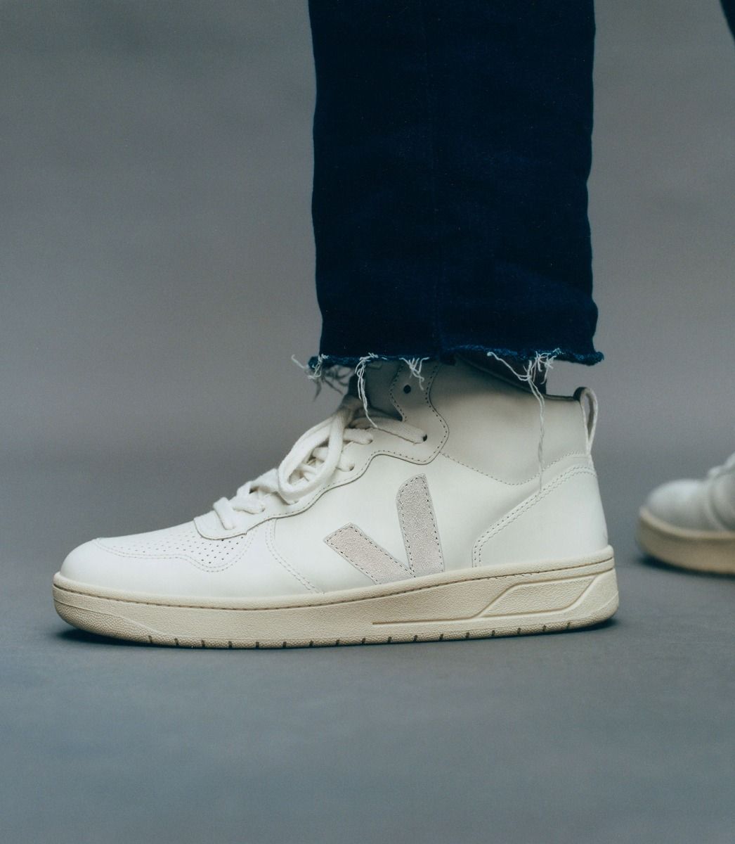 V-15 womens shoe